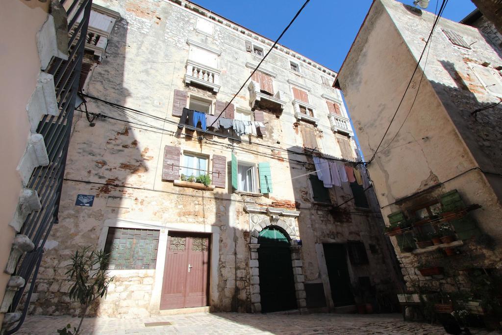 Apartment Alba Rovinj Zimmer foto